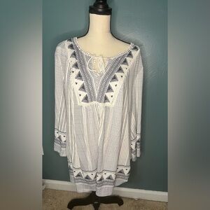Daniel Rainn Boho Flowy Top